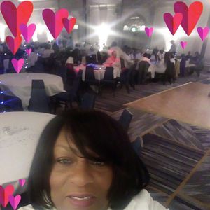 Meet your Posher, Connie